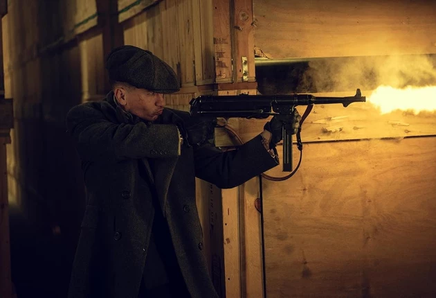 Кадры 1 сезона 7 серии сериала Острые Козырьки