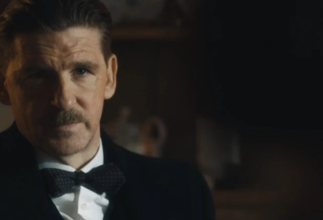 Кадры 4 сезона 4 серии сериала Острые Козырьки