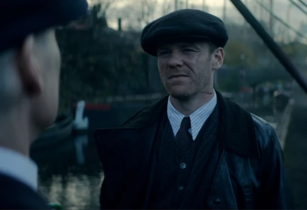 Кадры 5 сезона 4 серии сериала Острые Козырьки