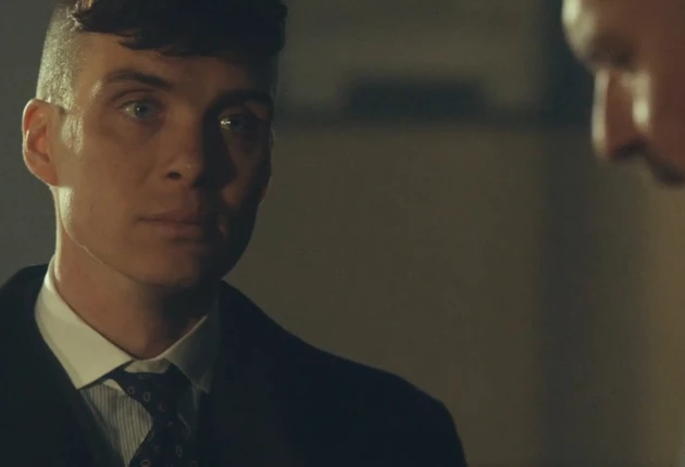 Кадры 2 сезона 5 серии сериала Острые Козырьки